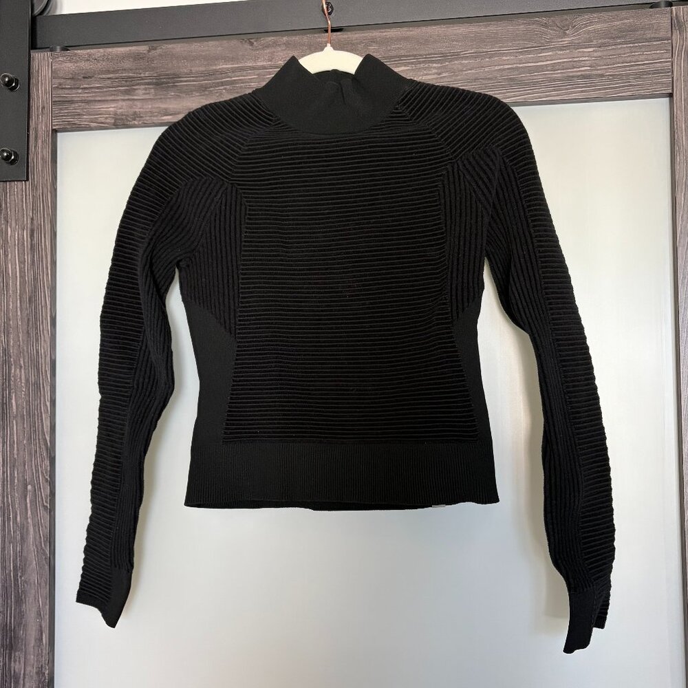 Lululemon small ribbed pullover